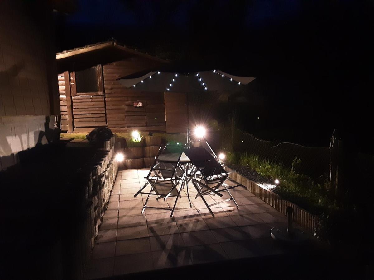 Zum Goldenen Tal Apartment Grafendhron Екстериор снимка