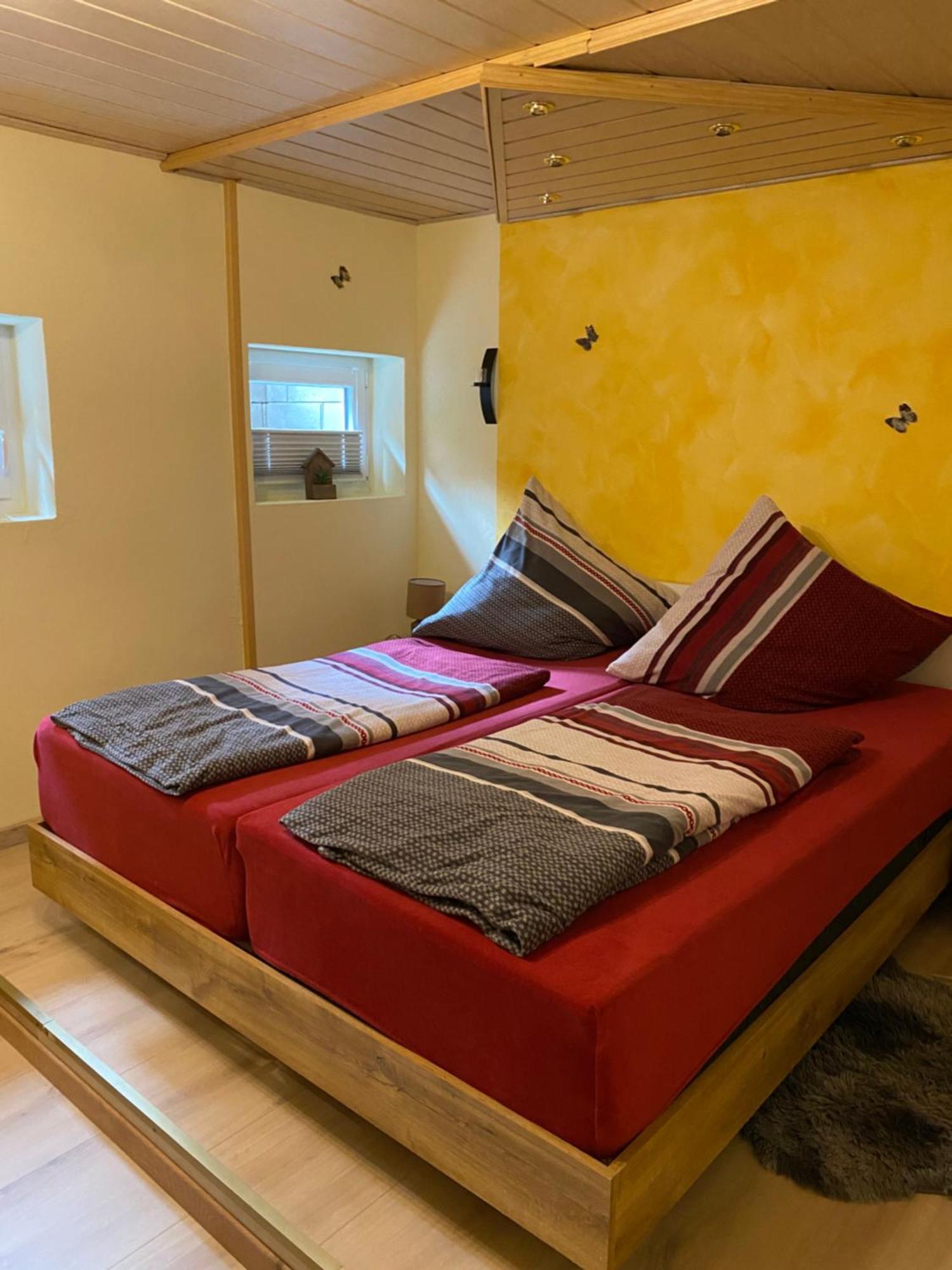 Zum Goldenen Tal Apartment Grafendhron Екстериор снимка