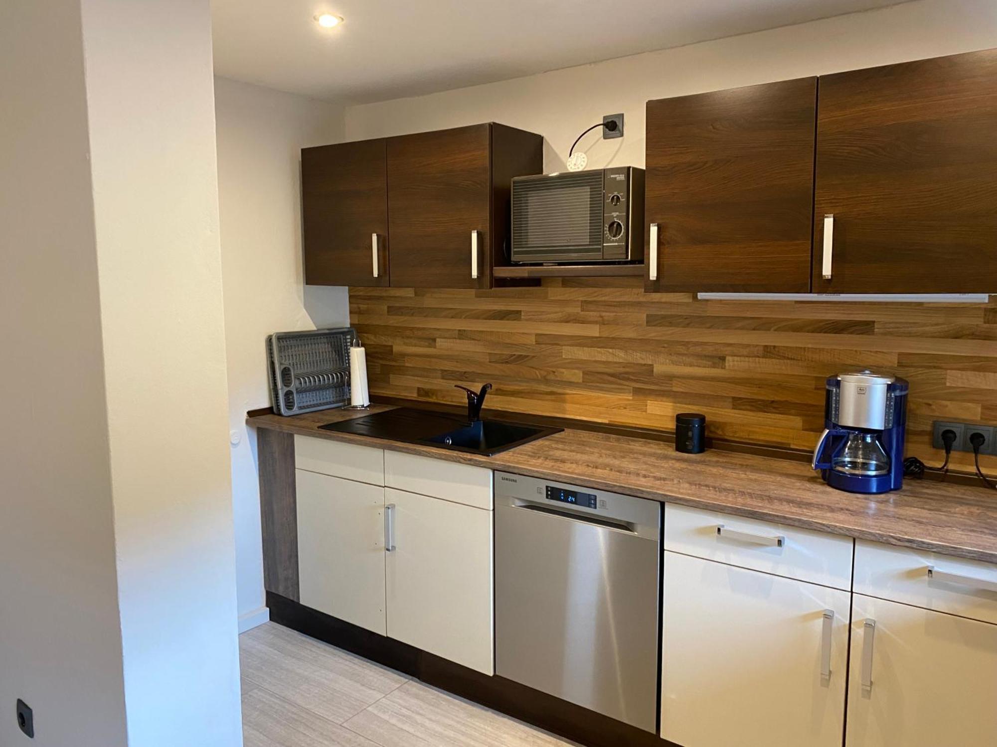 Zum Goldenen Tal Apartment Grafendhron Екстериор снимка